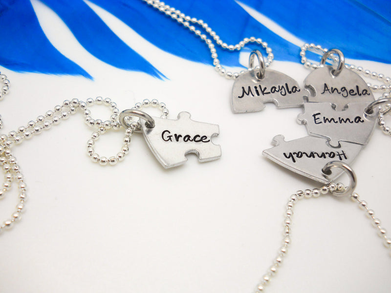 5 Piece Heart Puzzle Necklace, 5 Puzzle Piece Necklace Set, Bridesmaid Set  of 5 Best Friends Necklace Set, Gift for Friends, Bridesmaid Gift - Etsy